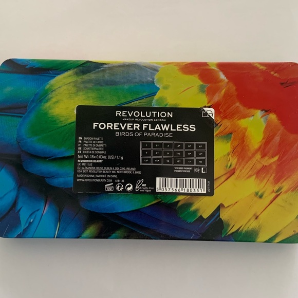 Revolution | Eyeshadow Palette | Jungle Paradise - Picture 2 of 3